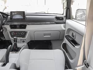 金杯新海獅S搭配195輪胎 承載力與信息技術(shù)咨詢服務(wù)的雙重賦能